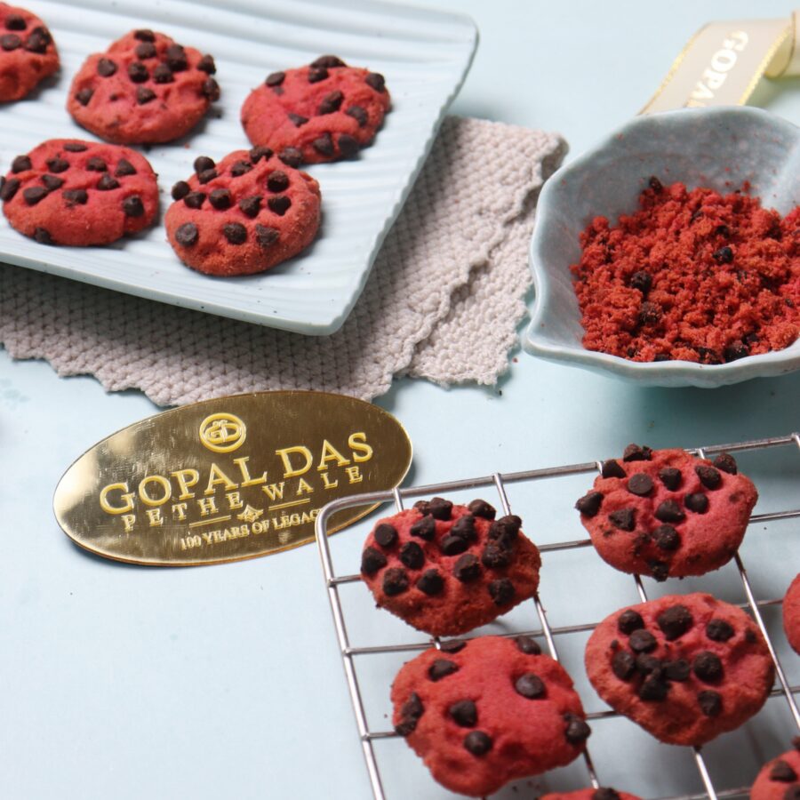 RED VELVET COOKIES